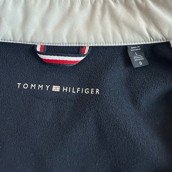EUC Tommy Hilfiger Ice/Two Tone Flag Soft-shell Colorblock Jacket. Size L - Picture 9 of 11